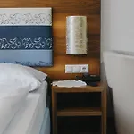 Paradiesquelle Schneeberg 호텔