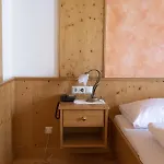 Paradiesquelle Schneeberg 호텔 4*