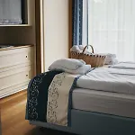 Paradiesquelle Schneeberg 호텔