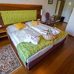 Paradiesquelle Schneeberg 4*