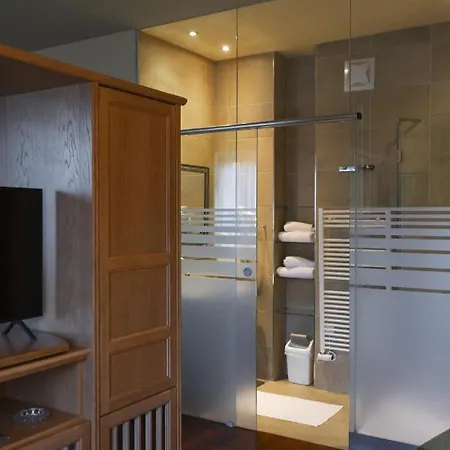 Отель Paradiesquelle Пухберг-ам-Шнеберг