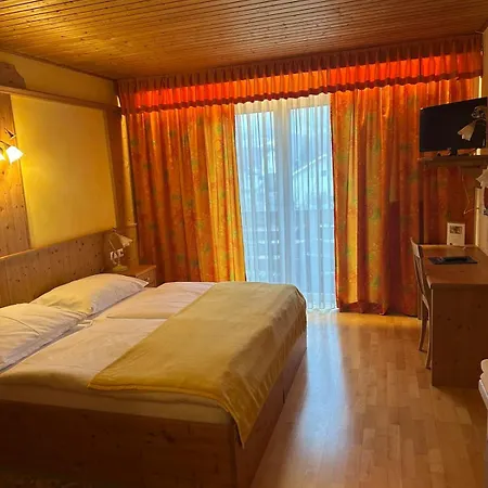 Hotel Paradiesquelle Schneeberg 4*