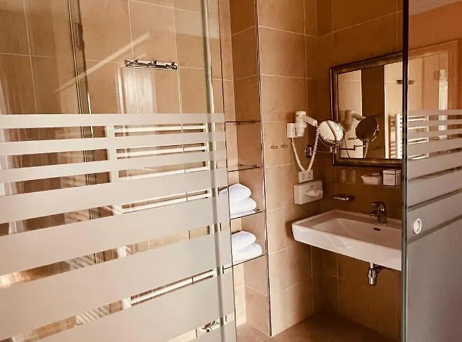 Paradiesquelle Hotel Puchberg am Schneeberg