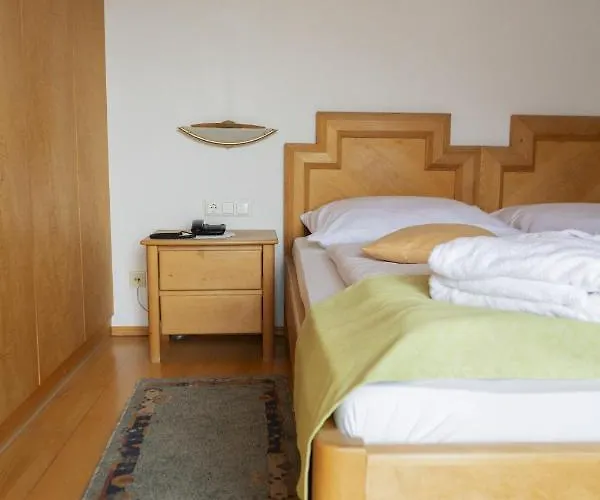 Hotel Paradiesquelle