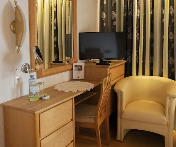 Paradiesquelle Schneeberg Hotel Puchberg am Schneeberg