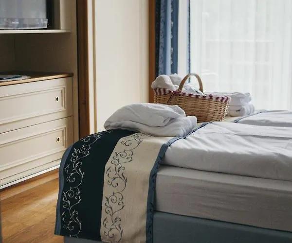 Paradiesquelle Hotel